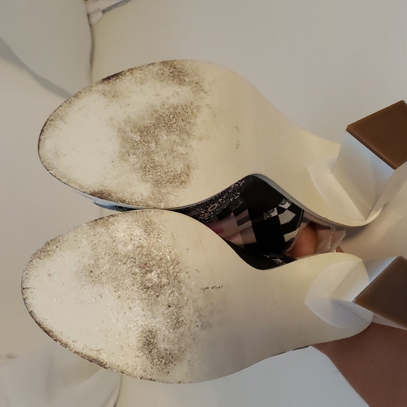 SOLD - Picture 3 of 8